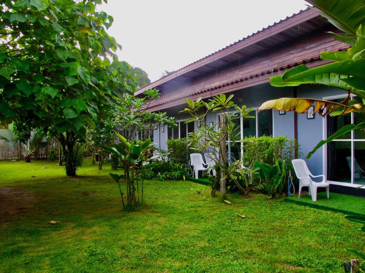 Oasis Lipe Resort Exterior photo