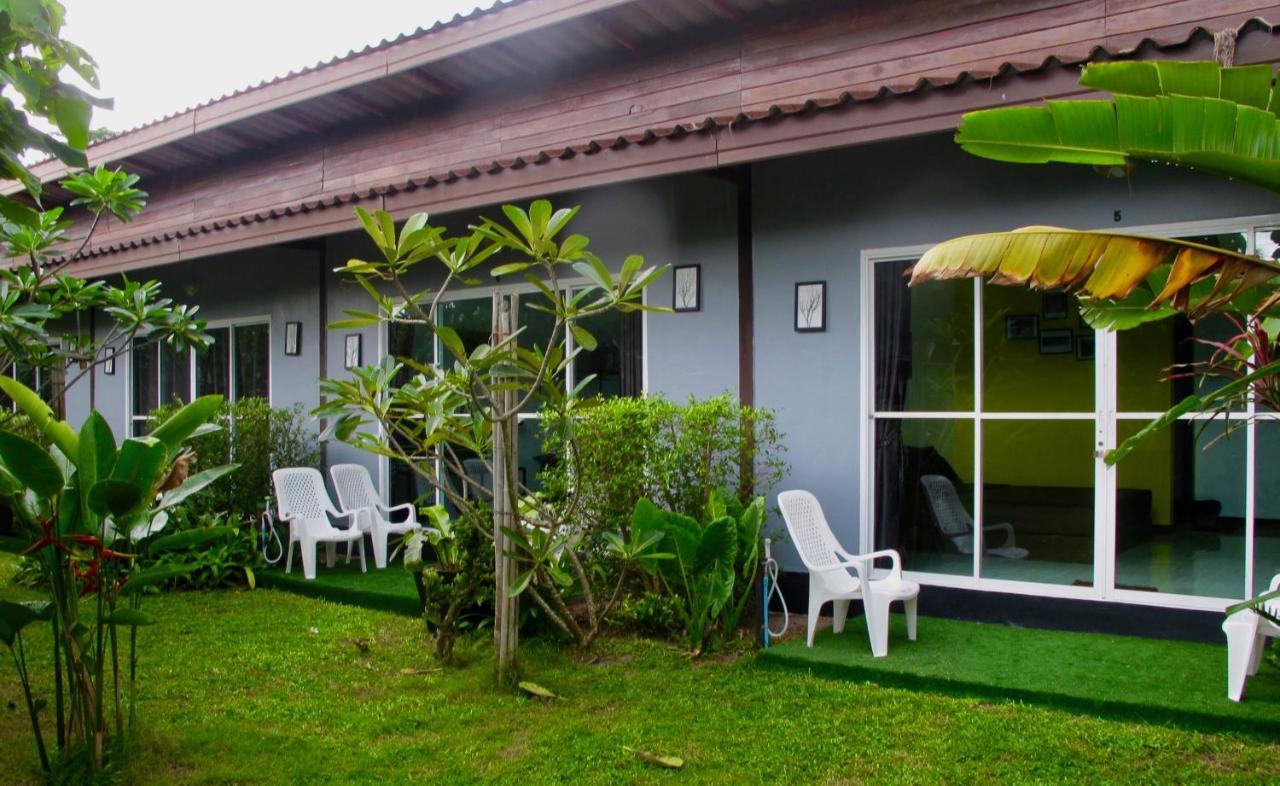 Oasis Lipe Resort Exterior photo