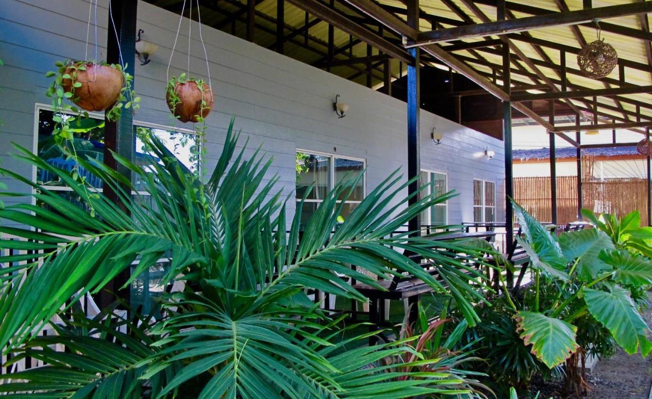 Oasis Lipe Resort Exterior photo
