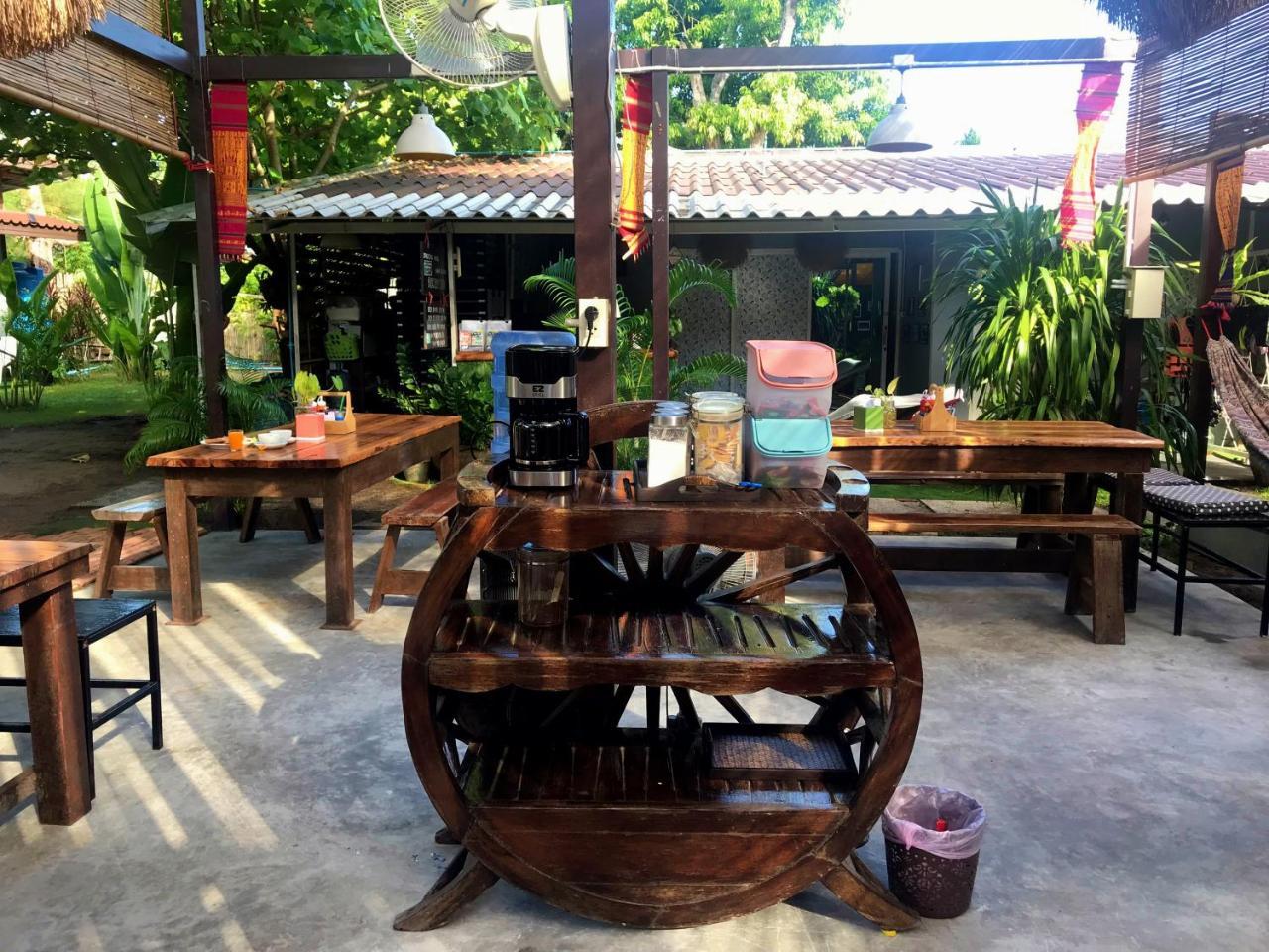 Oasis Lipe Resort Exterior photo