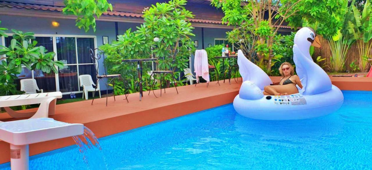 Oasis Lipe Resort Exterior photo